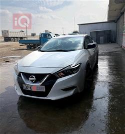 نيسان ماكسيما